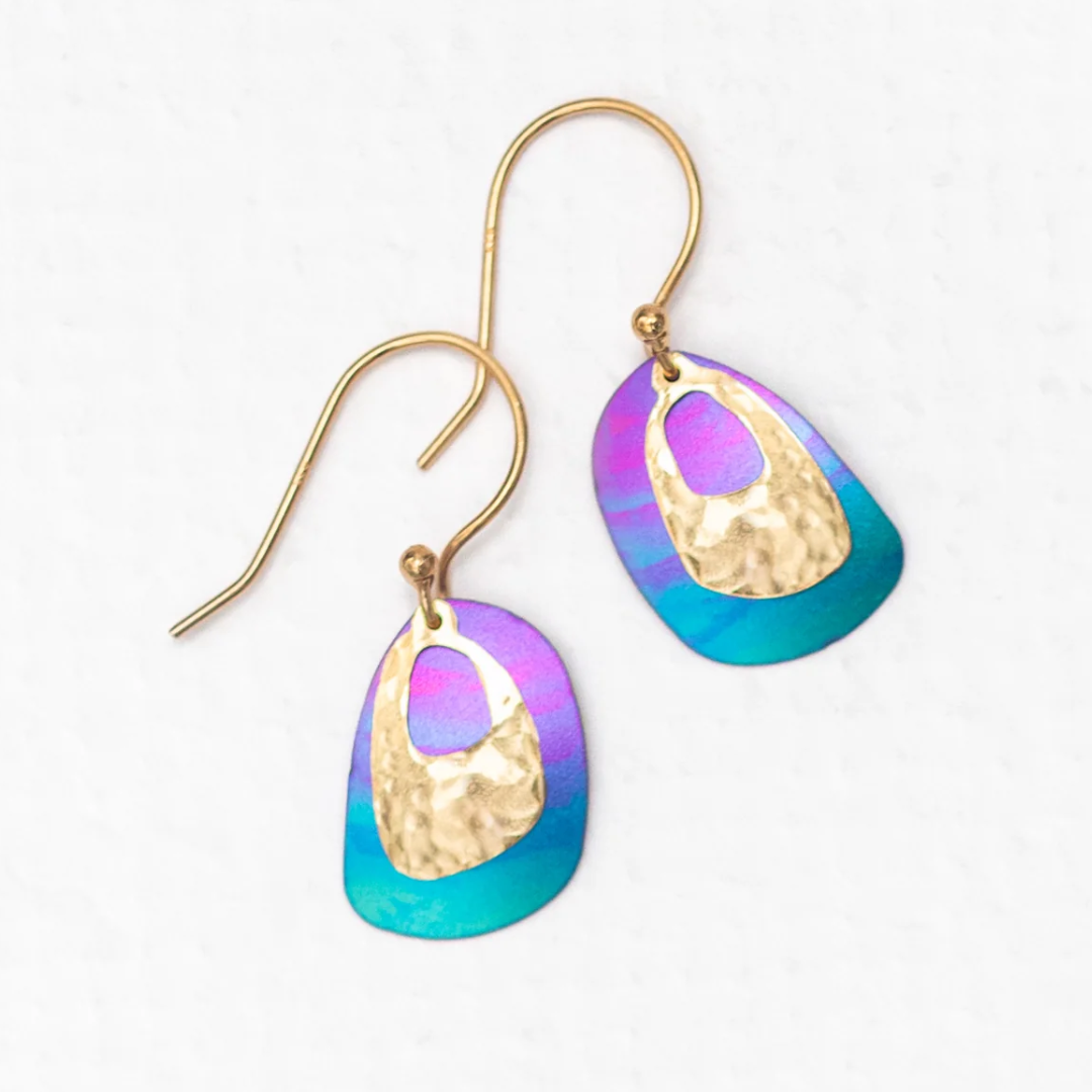 Holly Yashi Blake Earrings - Calypso / Gold - 18k gold-plated niobium dangle earrings