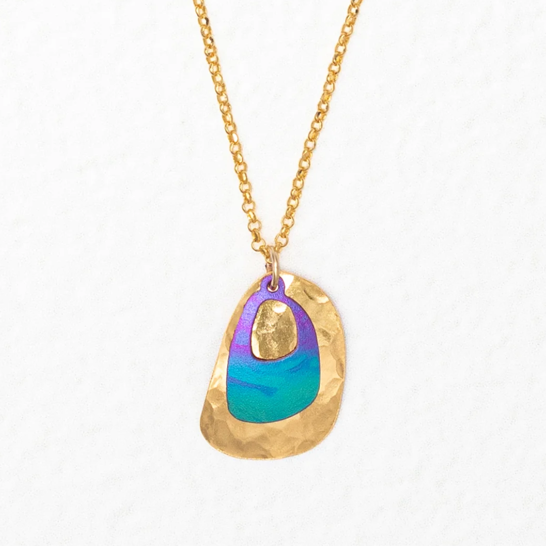 Holly Yashi Blake Necklace - Calypso / Gold - 18k gold-plated niobium pendant necklace
