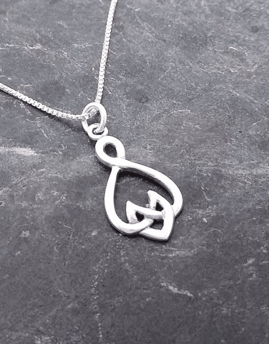 Celtic Knot Pendant - Silver Parrot, Inc.
