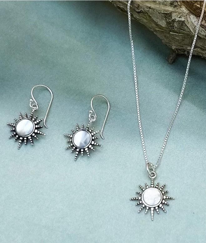 Sterling Silver Earrings With Mother Of Pearl - Silver Parrot, Inc.