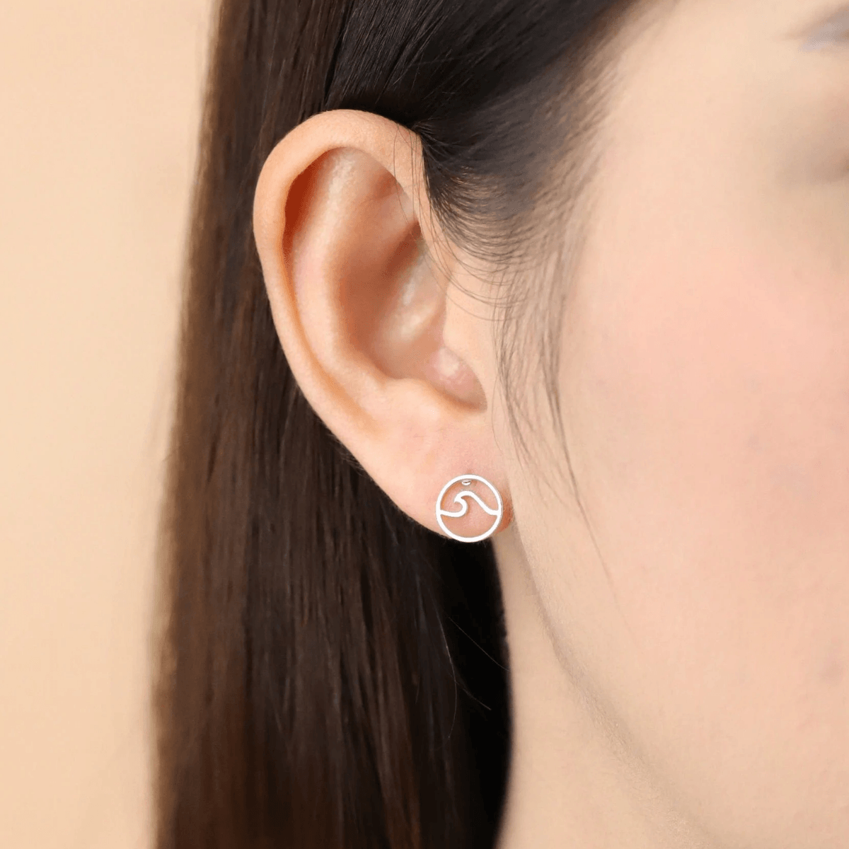 boma Wave Studs - Silver Parrot, Inc.