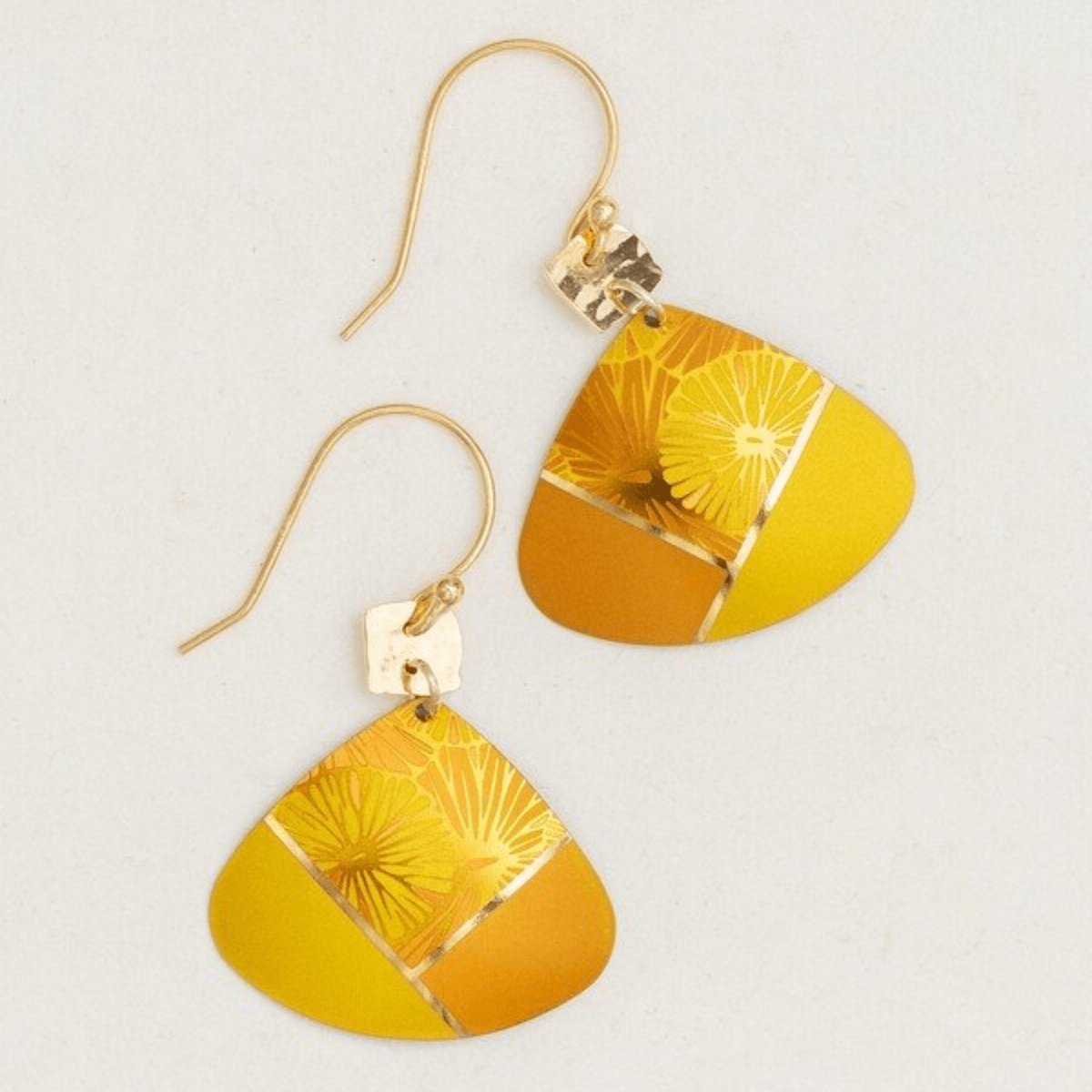 Holly Yashi Rowan Earrings - Silver Parrot, Inc.