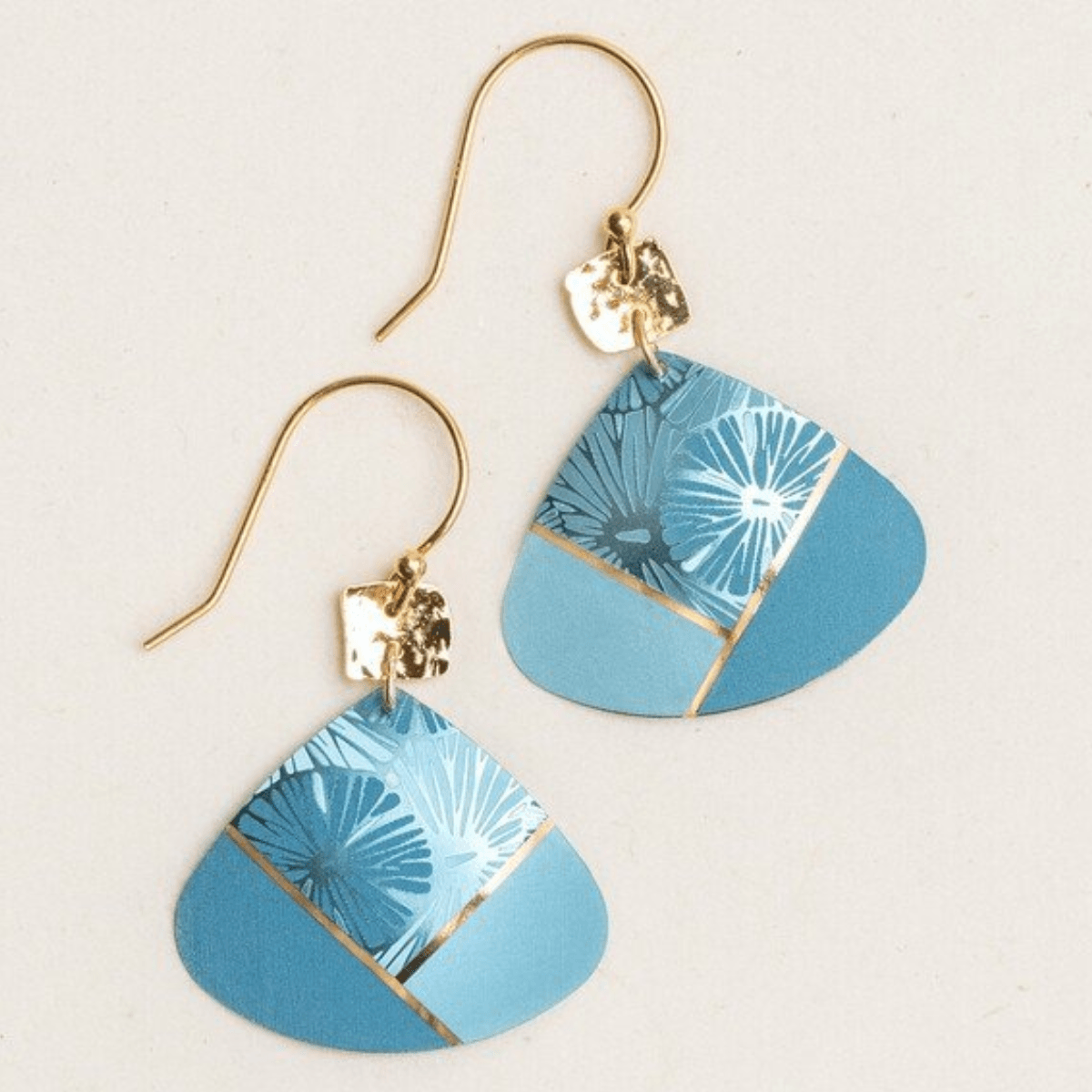 Holly Yashi Rowan Earrings - Silver Parrot, Inc.