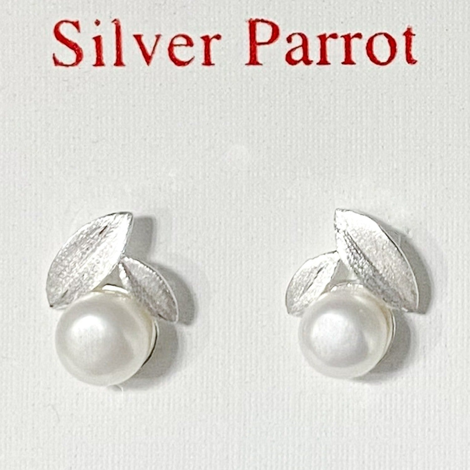 Freshwater white pearl with two small silver leaves on a 925 Sterling Silver post stud