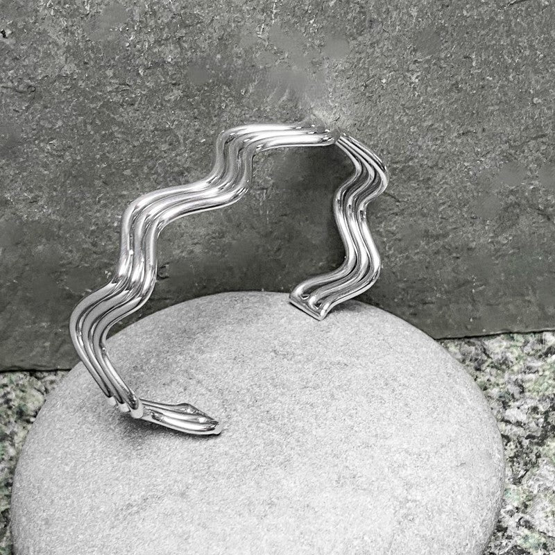 Via Taxco 3 Wire Wavy Bracelet
