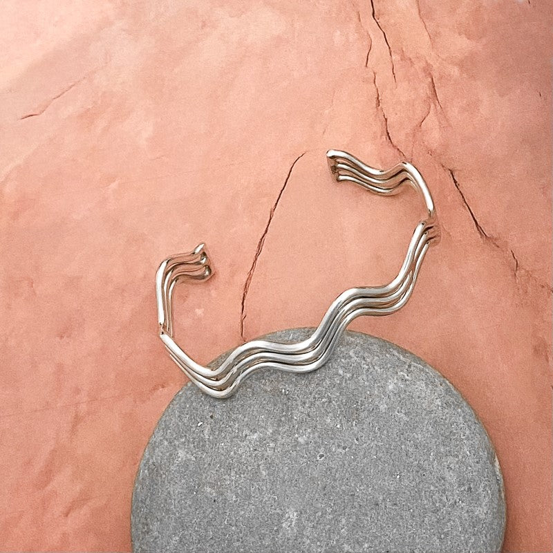 Via Taxco 3 Wire Wavy Bracelet