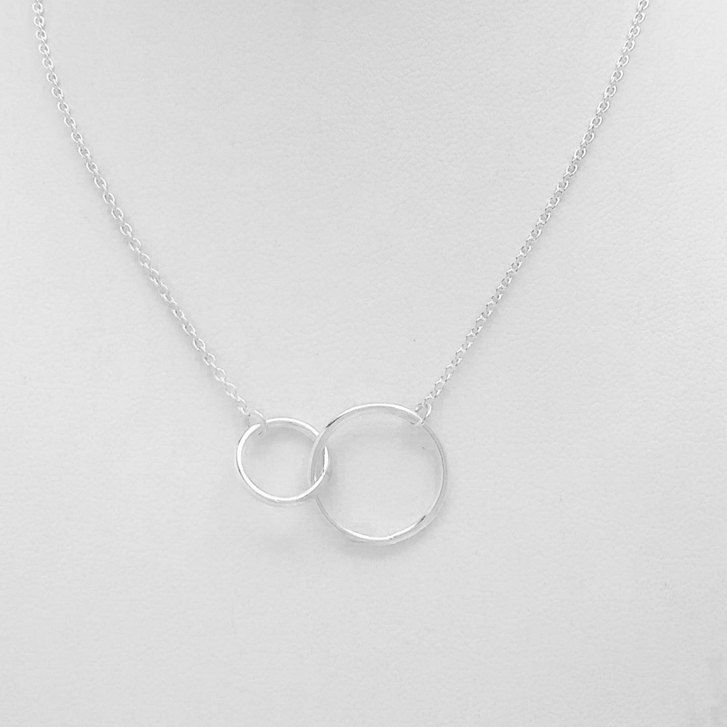 Sterling Silver Connected Circles Necklace - Silver Parrot, Inc. 