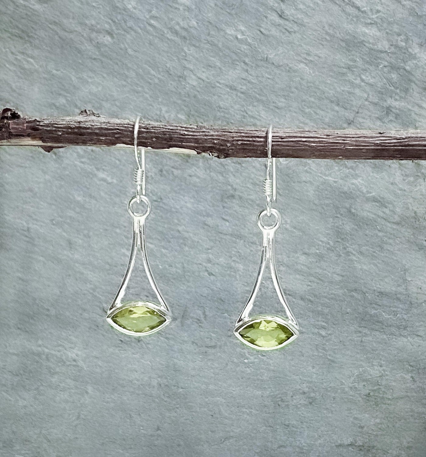Sterling Silver Geometric Earring With Peridot - Silver Parrot, Inc. 