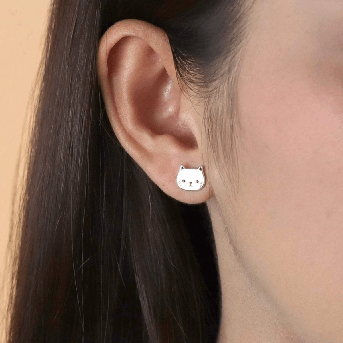 boma Sterling Cat Face Studs - Silver Parrot, Inc. 