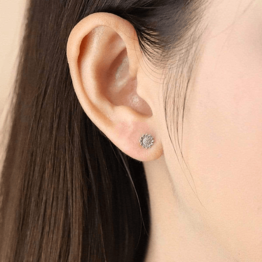 boma Sunflower Studs - Silver Parrot, Inc. 
