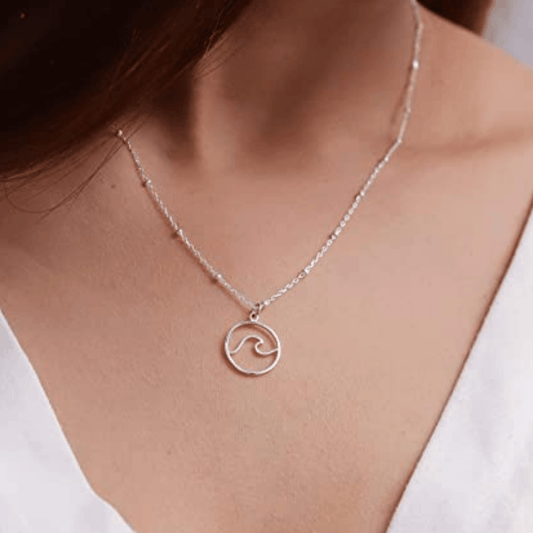 boma Wave Necklace - Silver Parrot, Inc. 