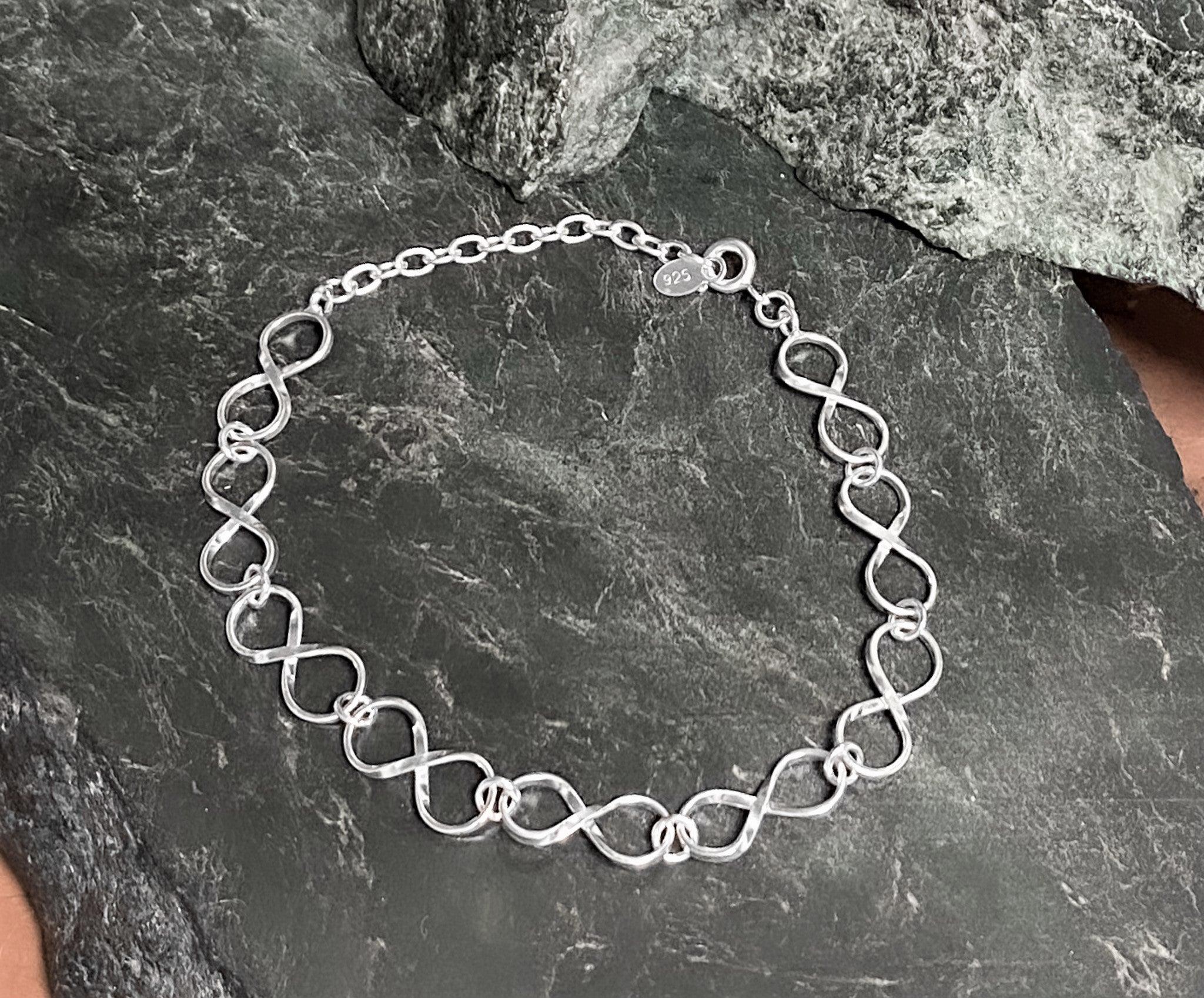 HUF ブレスレット REGIONAL BRACELET SILVER / ロゴプレート